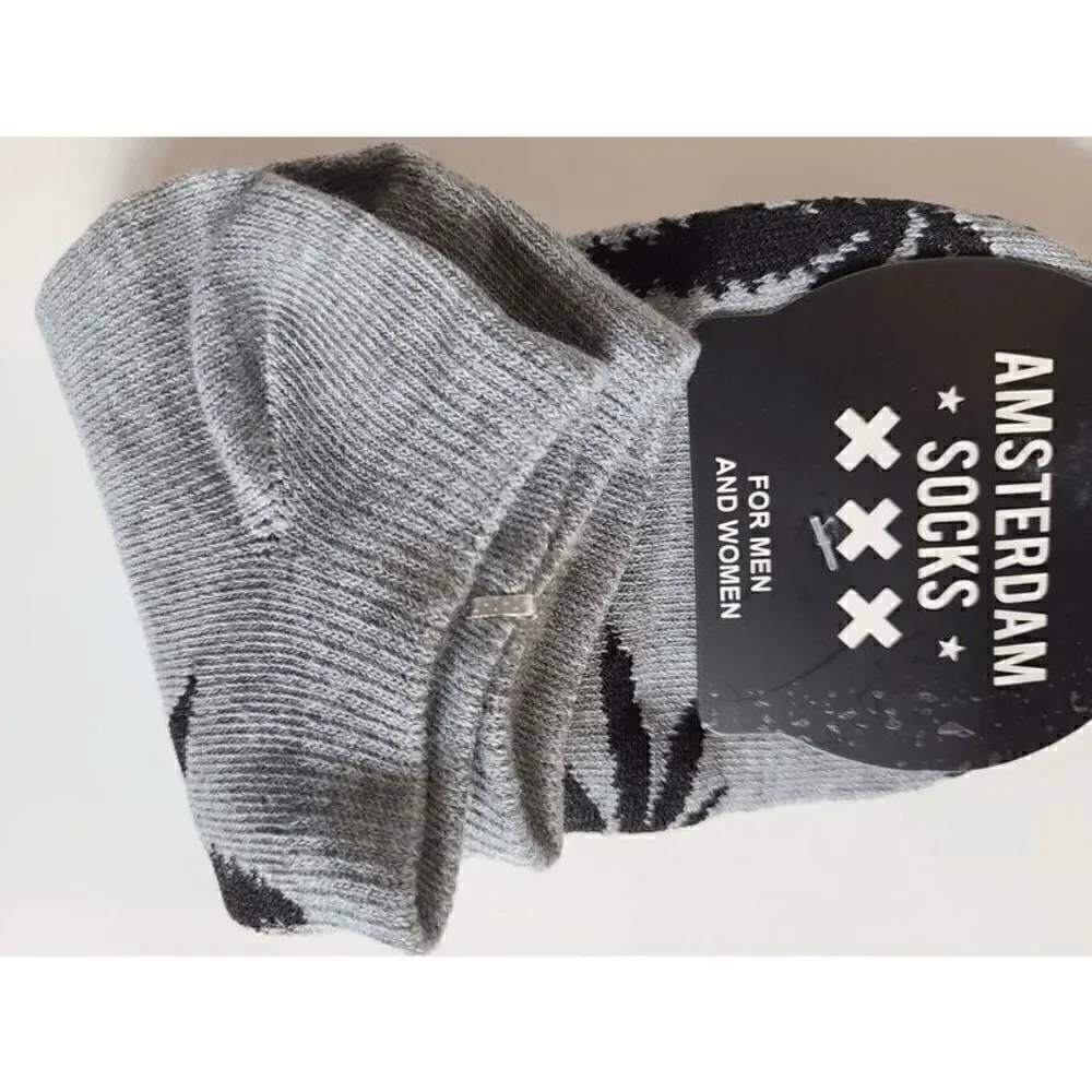 Amsterdam Souvenir Weed Leafs Unisex Gray Short Socks NWT